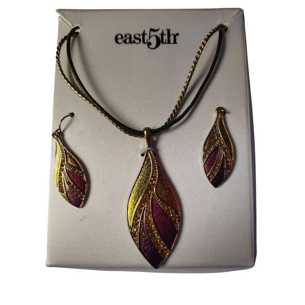 East 5th Womens Enamel Rhinestone‎ Leaf Pendant Necklace and Earring Jewelry Set